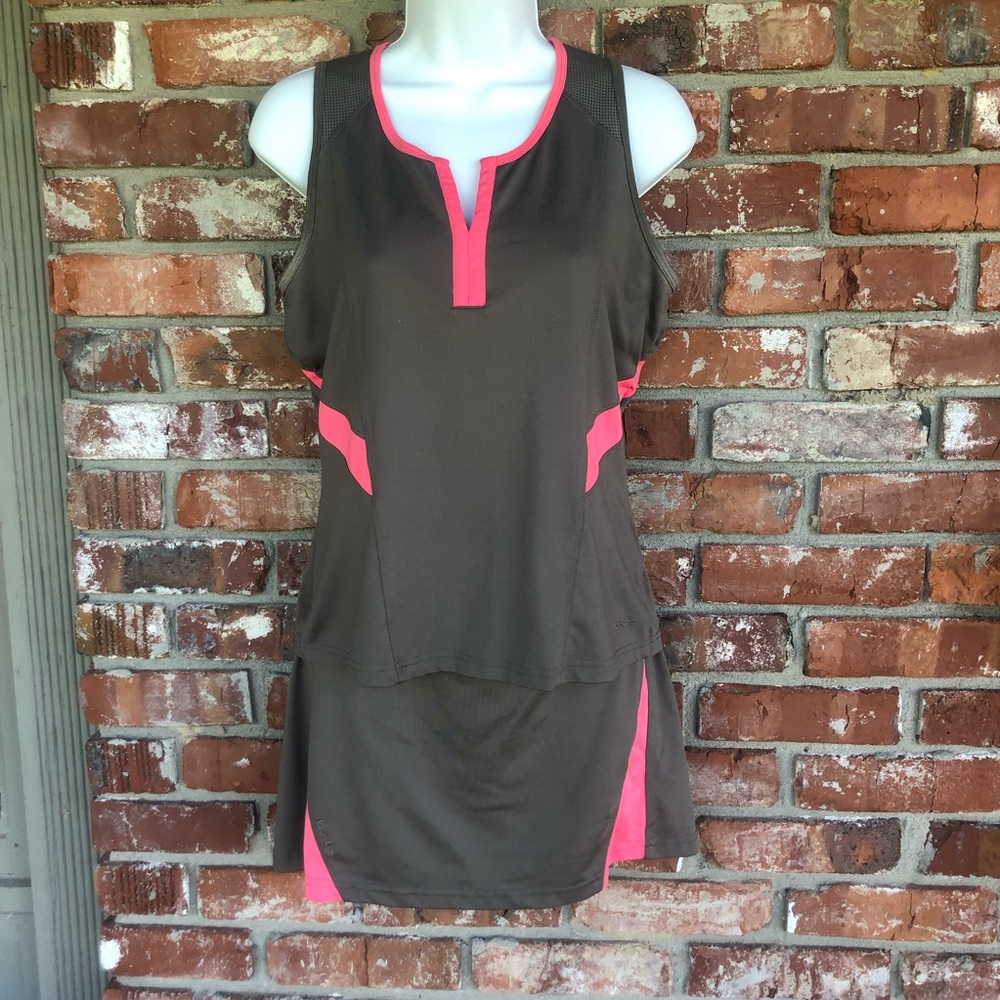 Bolle' two piece tennis outfit size medium